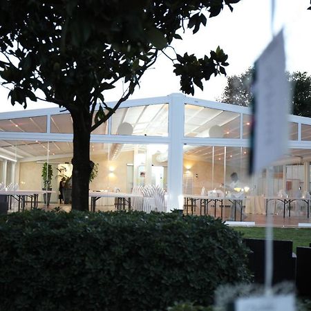 Sunny Palace Hotel Restaurant Prossedi Exterior photo